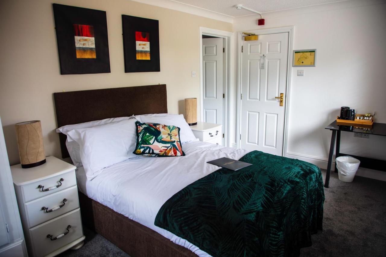 The Charlton Boutique Hotel 첼튼엄 외부 사진